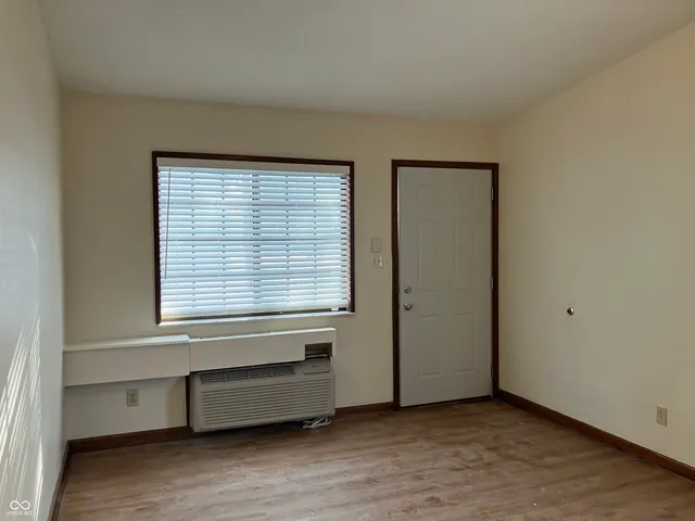 $900 | 778 Loews Boulevard, Greenwood, IN 46142