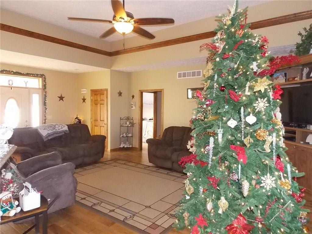 3130 Rocky Point Road Springfield, OH 45502 - Photo 3 of 31 Gallery Image 3