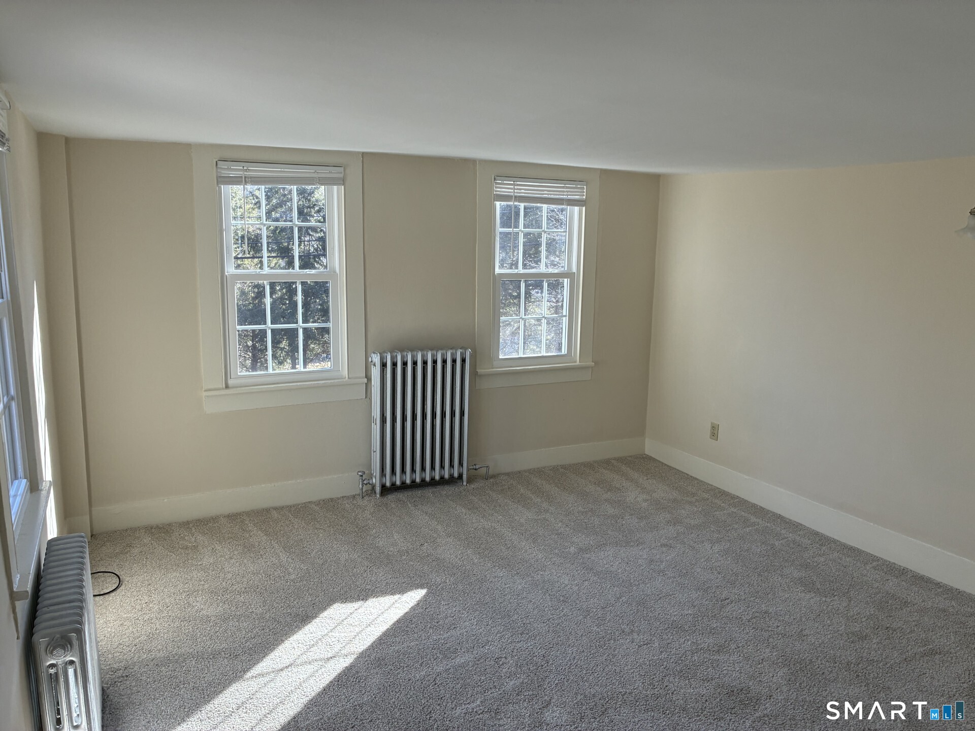 92 A Huntingtown Road Newtown, CT 06470 - Photo 15 of 24 Primary Bedroom