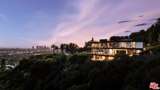 $34,990,000 | 9199 Thrasher Avenue, Los Angeles, CA 90069