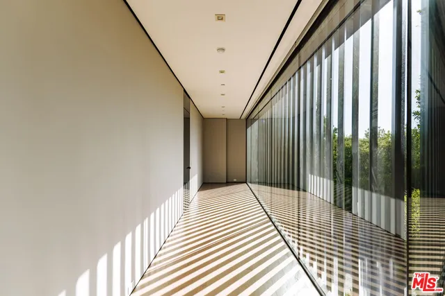 $34,990,000 | 9199 Thrasher Avenue, Los Angeles, CA 90069