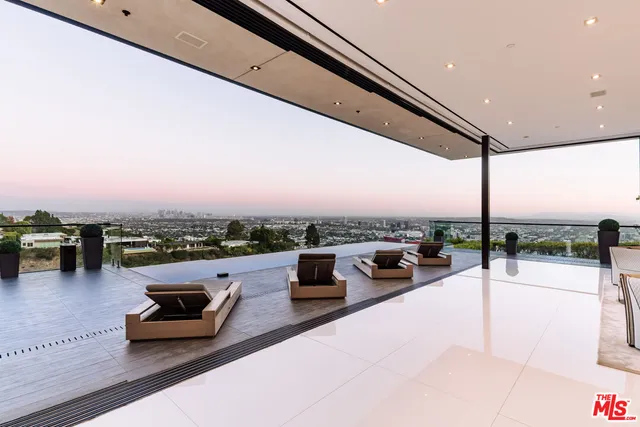 $34,990,000 | 9199 Thrasher Avenue, Los Angeles, CA 90069