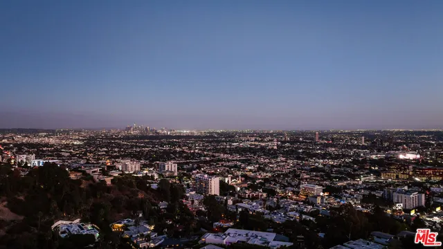 $34,990,000 | 9199 Thrasher Avenue, Los Angeles, CA 90069