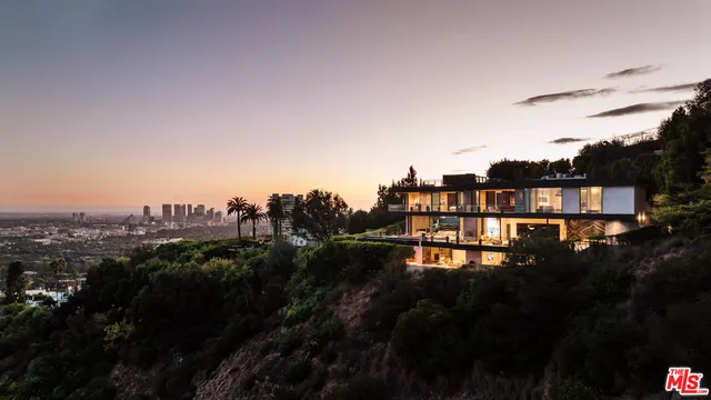 $34,990,000 | 9199 Thrasher Avenue, Los Angeles, CA 90069
