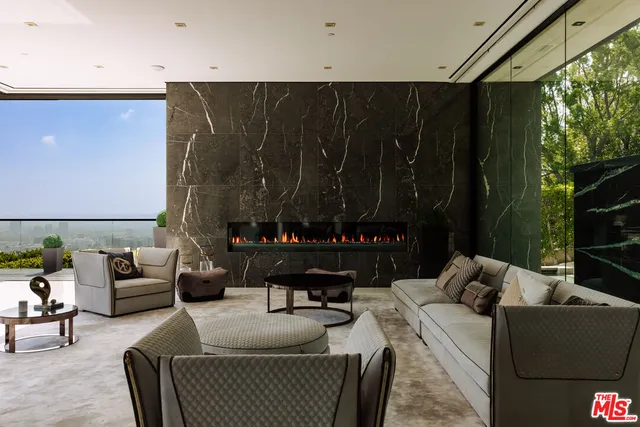 $34,990,000 | 9199 Thrasher Avenue, Los Angeles, CA 90069