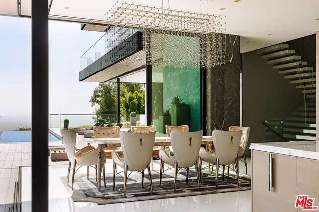 $34,990,000 | 9199 Thrasher Avenue, Los Angeles, CA 90069