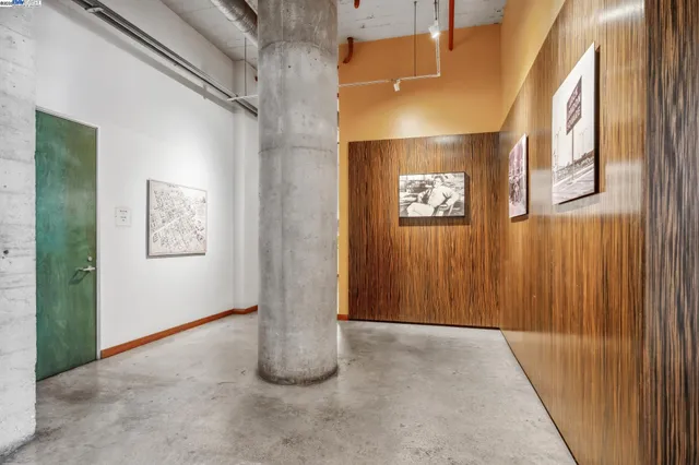 $898,000 | 247 4th Street, Unit 202, Oakland, CA 94607