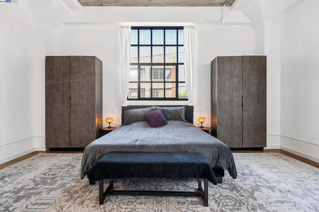 $898,000 | 247 4th Street, Unit 202, Oakland, CA 94607