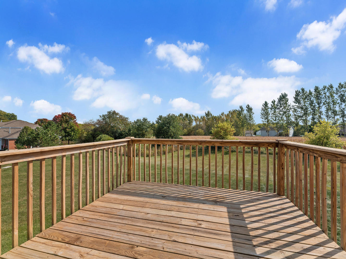 1117 Draper Road McHenry, IL 60050 - Photo 11 of 26 a terrace view