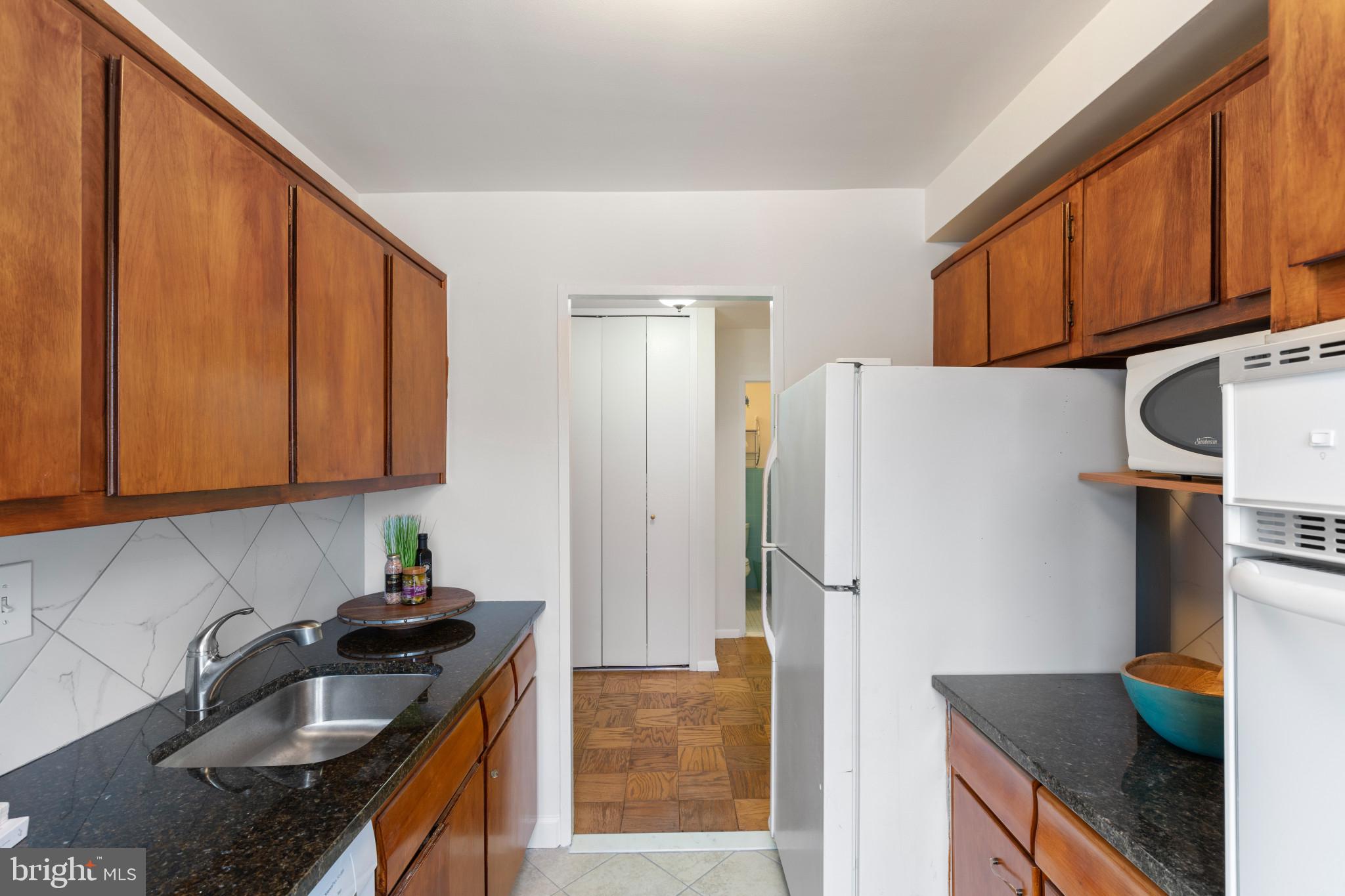 730 24th Street Northwest, Unit 704 Washington, DC 20037 - Photo 13 of 29