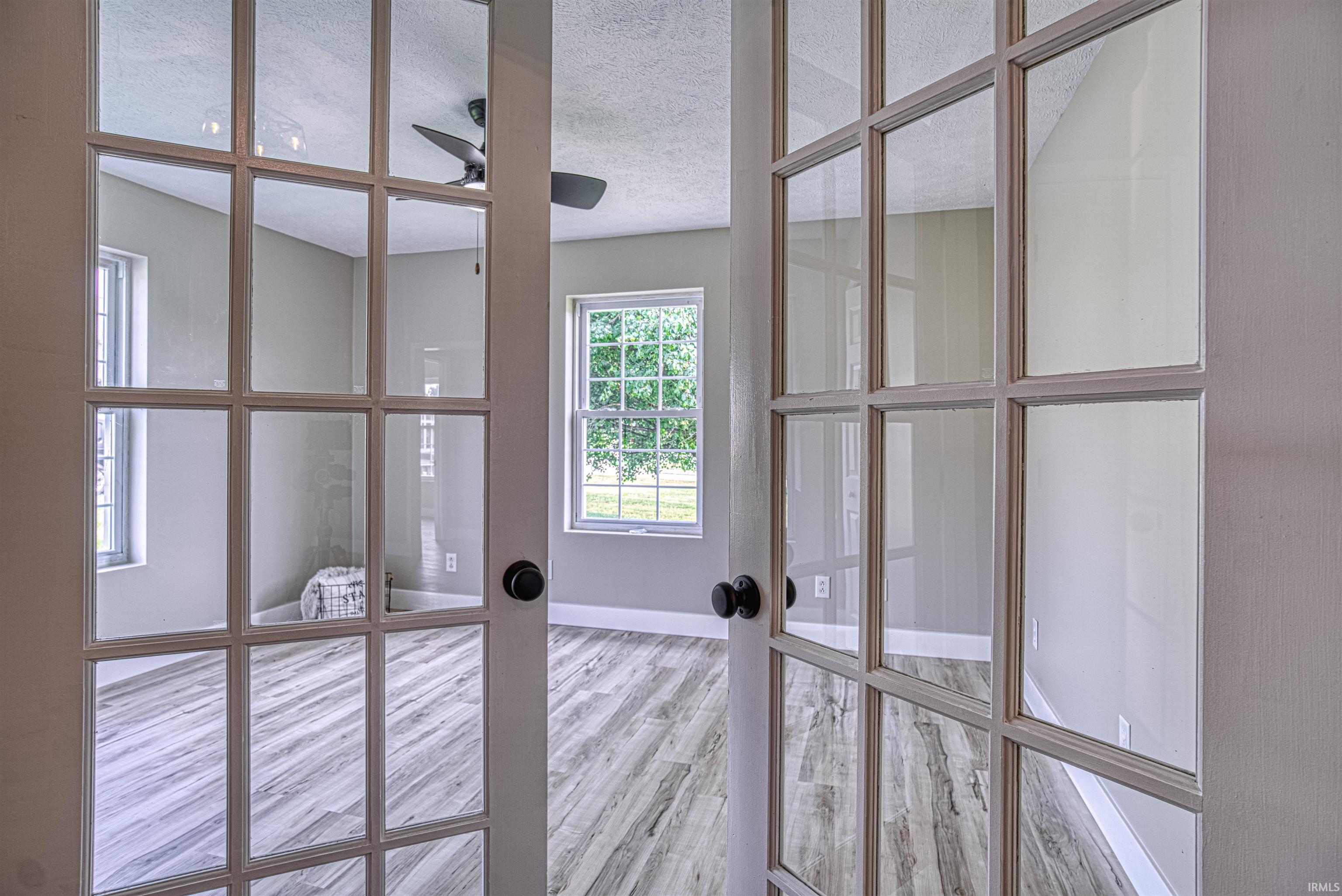 1004 Southwest 2nd Street Washington, IN 47501 - Photo 15 of 31