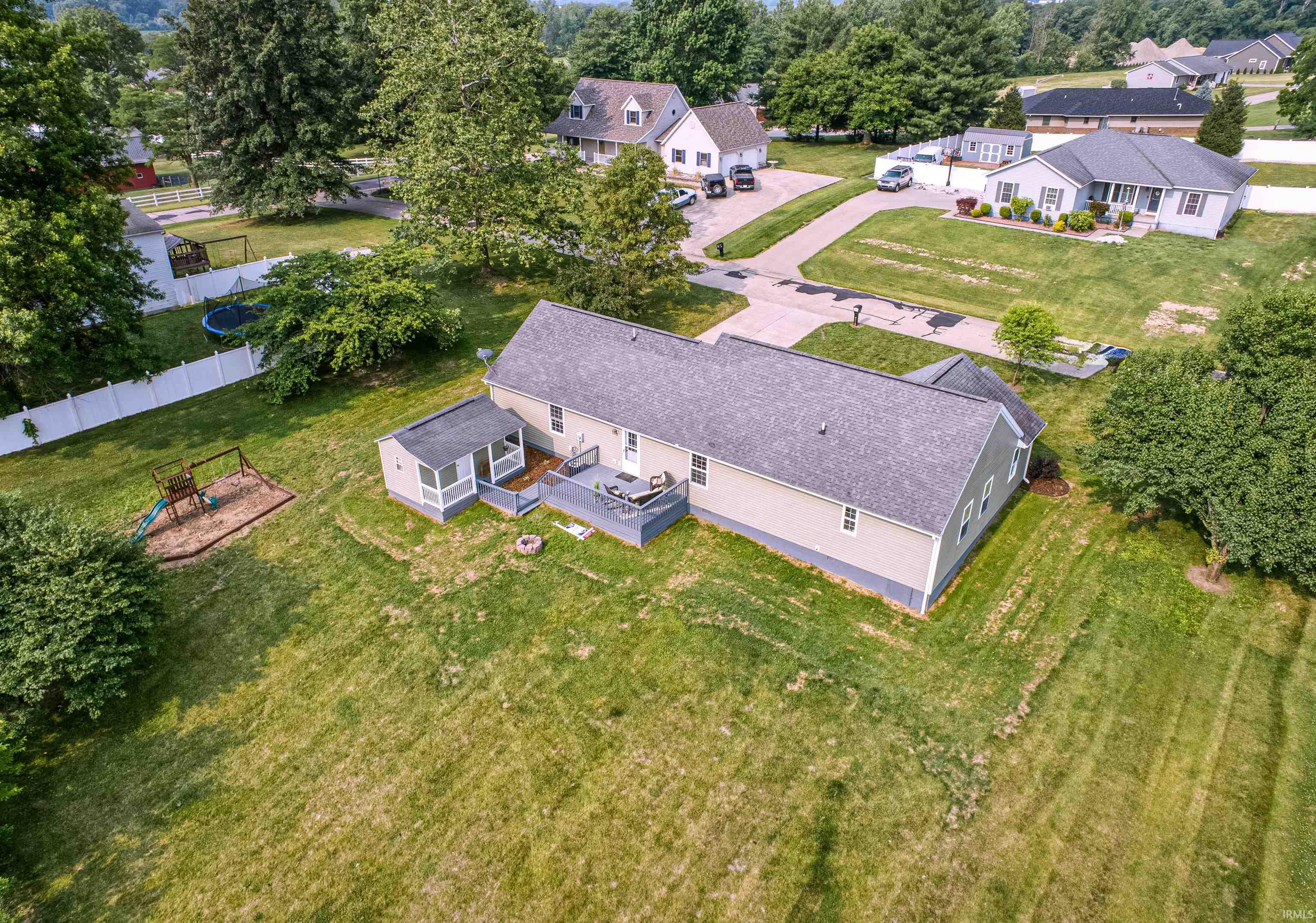 1004 Southwest 2nd Street Washington, IN 47501 - Photo 27 of 31