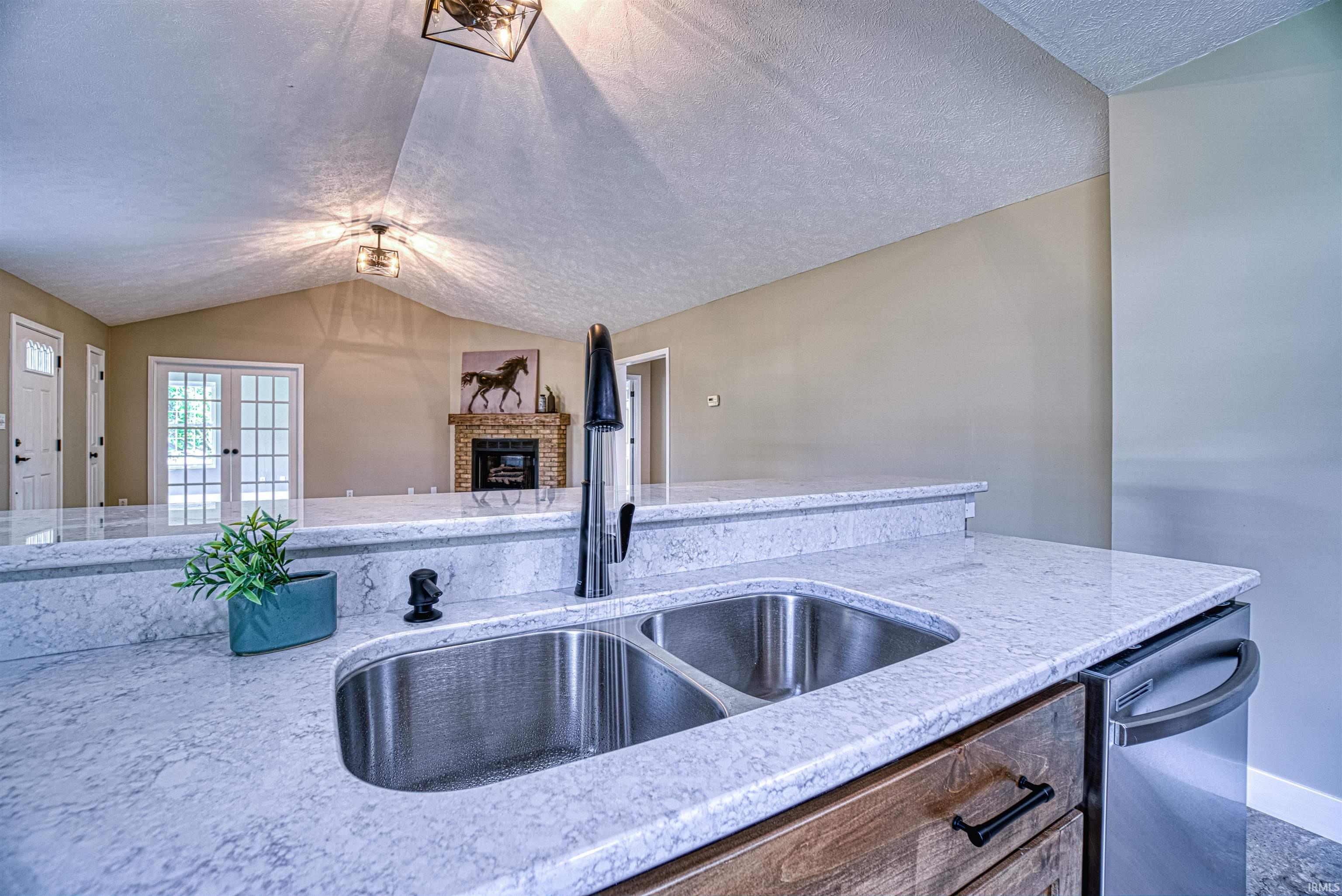 1004 Southwest 2nd Street Washington, IN 47501 - Photo 9 of 31