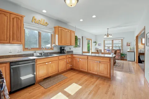 $634,999 | 6732 Yale Drive, Franklin, WI 53132