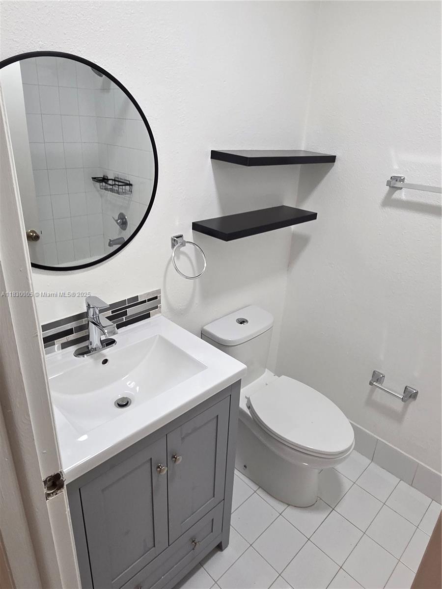 8360 Northwest 103rd Street, Unit 207E Hialeah Gardens, FL 33016 - Photo 22 of 25