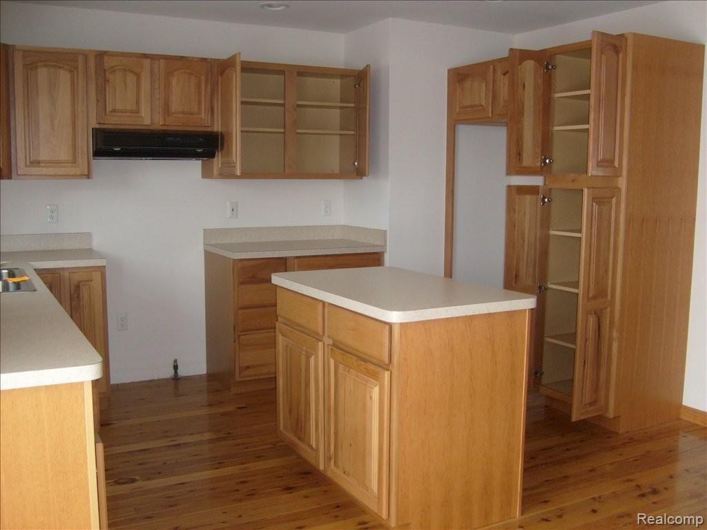 8812 Stow Road Webberville, MI 48892 - Photo 3 of 17 S6301898