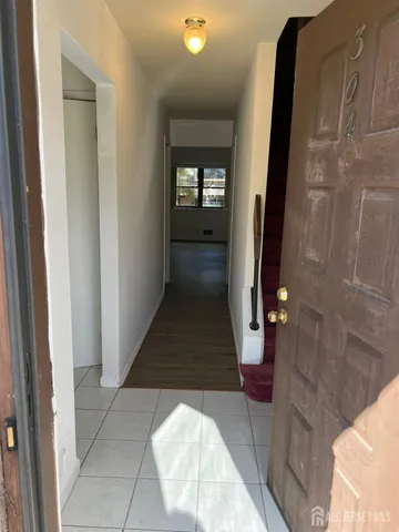 $2,800 | 304 Merrywood Drive, Edison, NJ 08817