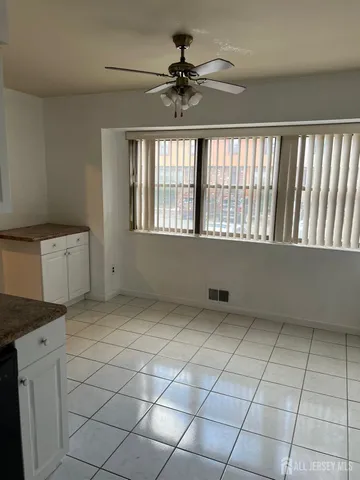 $2,800 | 304 Merrywood Drive, Edison, NJ 08817