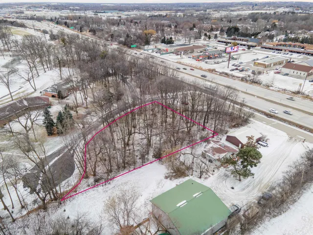 $65,000 | 10 West Golf Terrace Court, Unit 17, Appleton, WI 54914