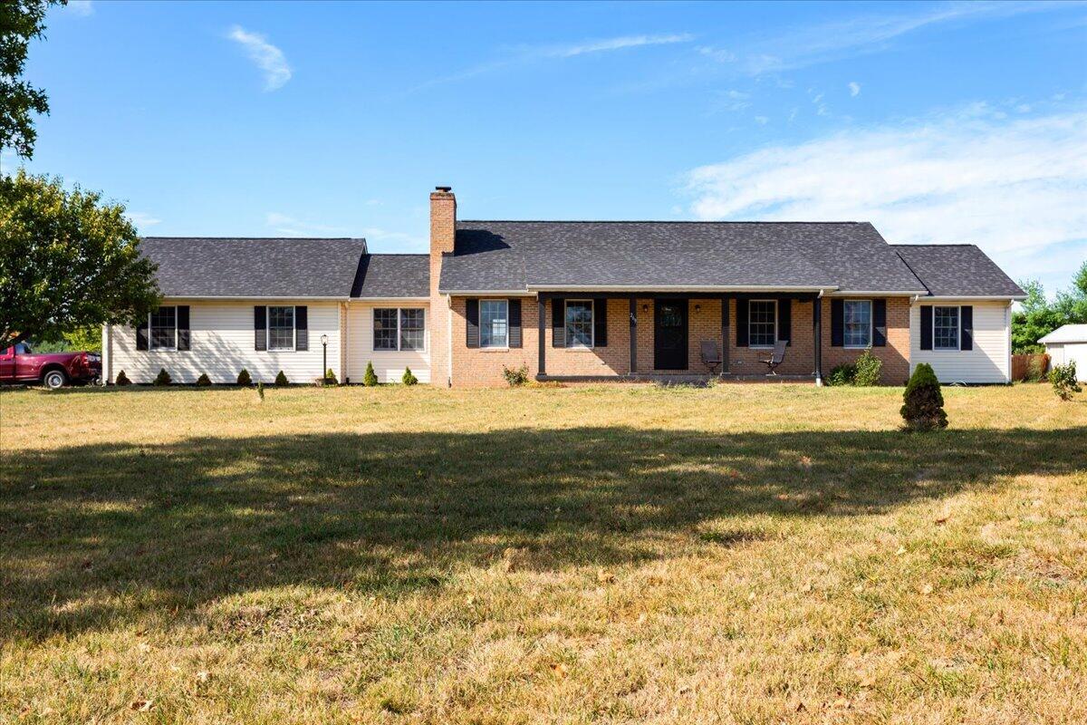 269 Maple Grove Road Chillicothe, OH 45601 - Photo 2 of 28 01-A0A7136