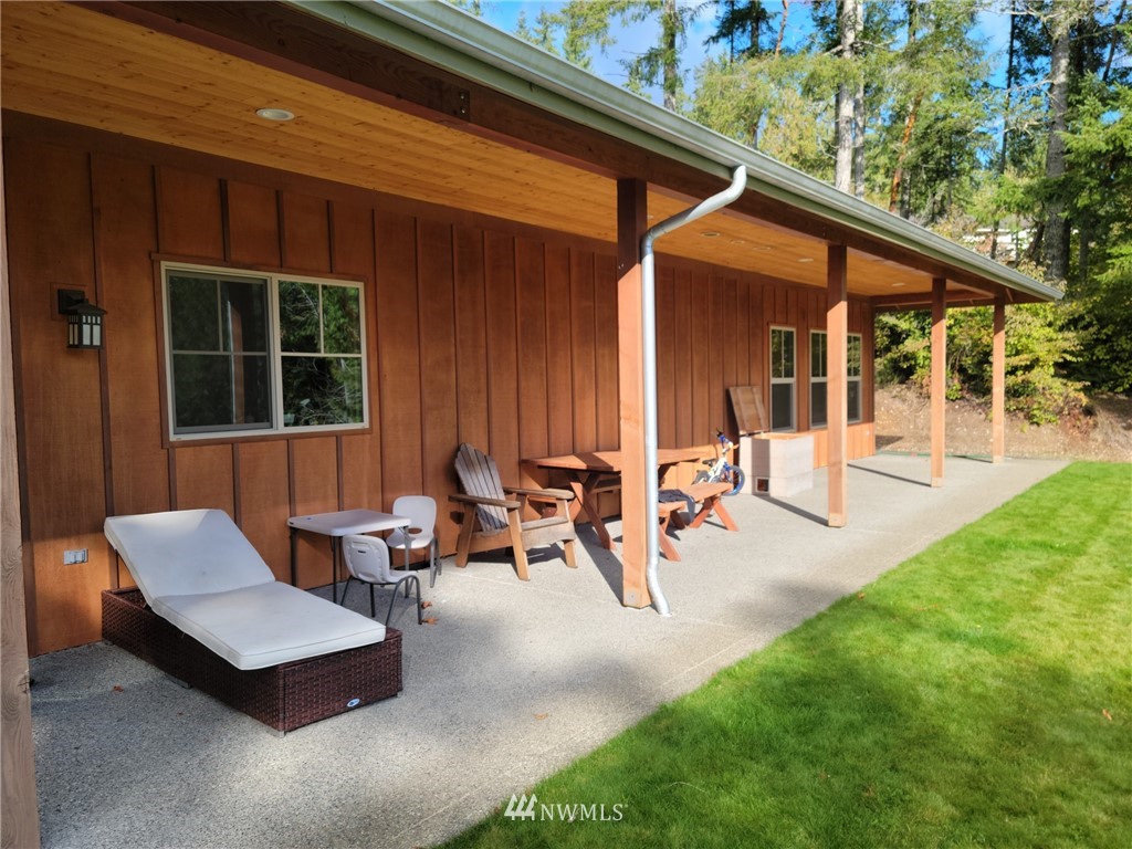 131 East Russet Ridge Road Allyn, WA 98524 - Photo 20 of 25 Gallery Image 20