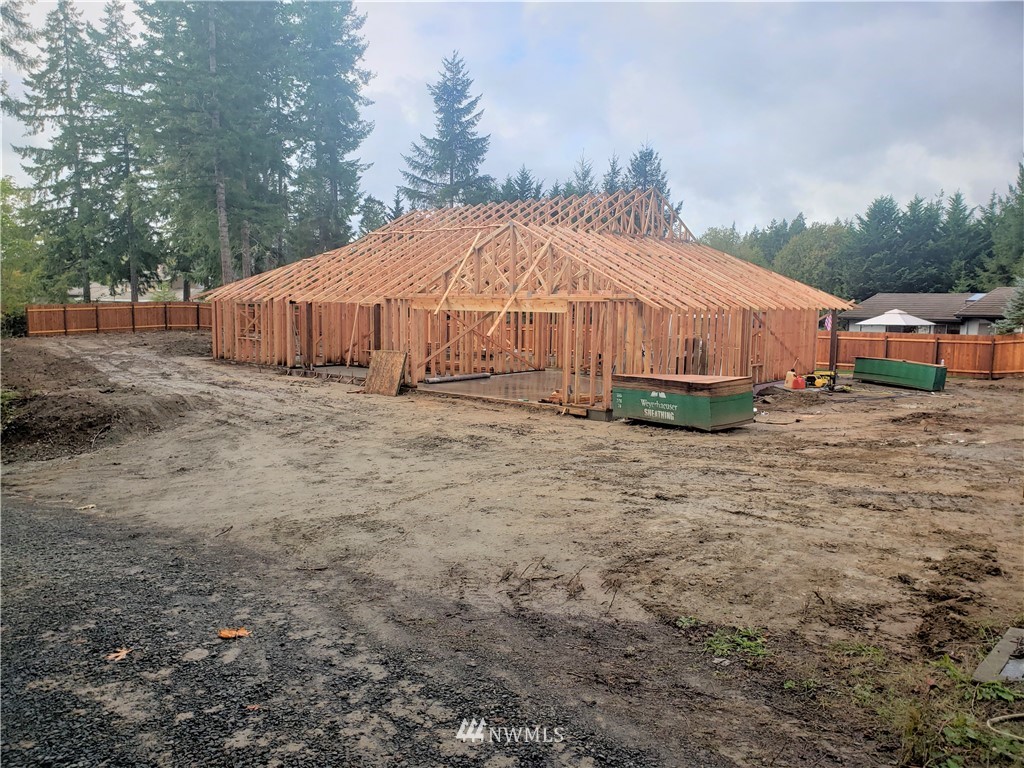 131 East Russet Ridge Road Allyn, WA 98524 - Photo 3 of 25 Gallery Image 3