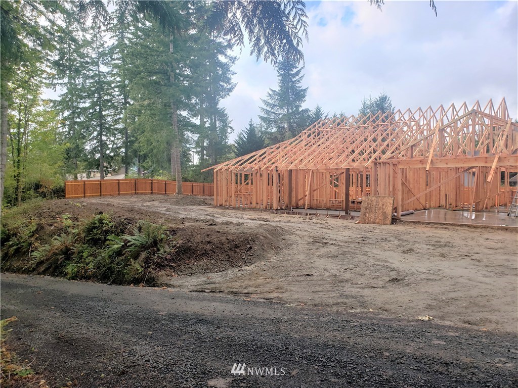 131 East Russet Ridge Road Allyn, WA 98524 - Photo 4 of 25 Gallery Image 4