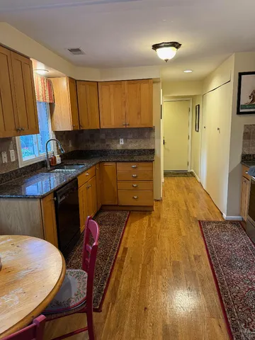 $354,900 | 133 Kirk Ln Drive, Troy, MI 48084