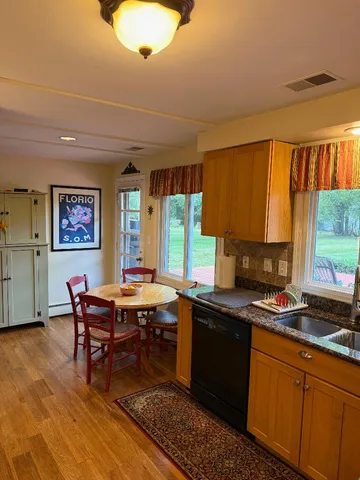 $354,900 | 133 Kirk Ln Drive, Troy, MI 48084