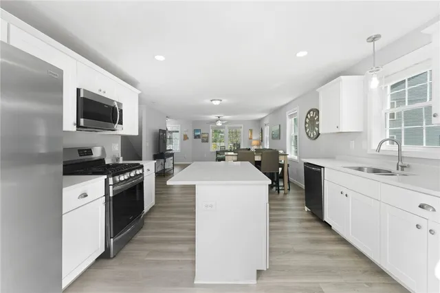 $499,000 | 48 Stone Bridge Drive, South Kingstown, RI 02879