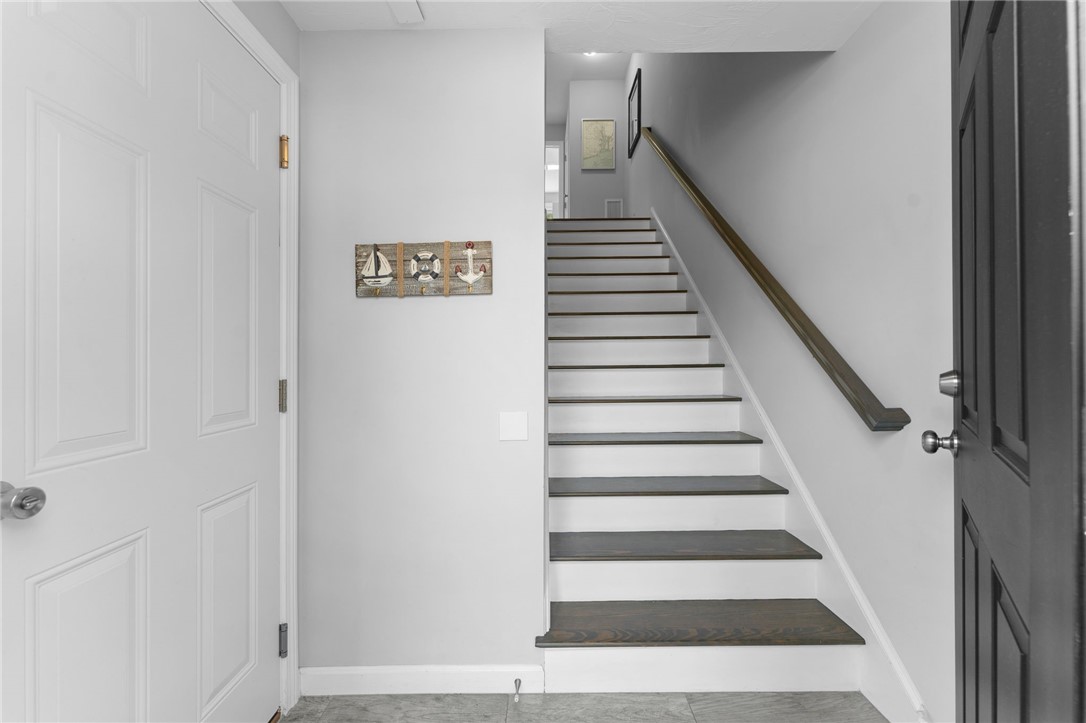 48 Stone Bridge Drive South Kingstown, RI 02879 - Photo 23 of 39