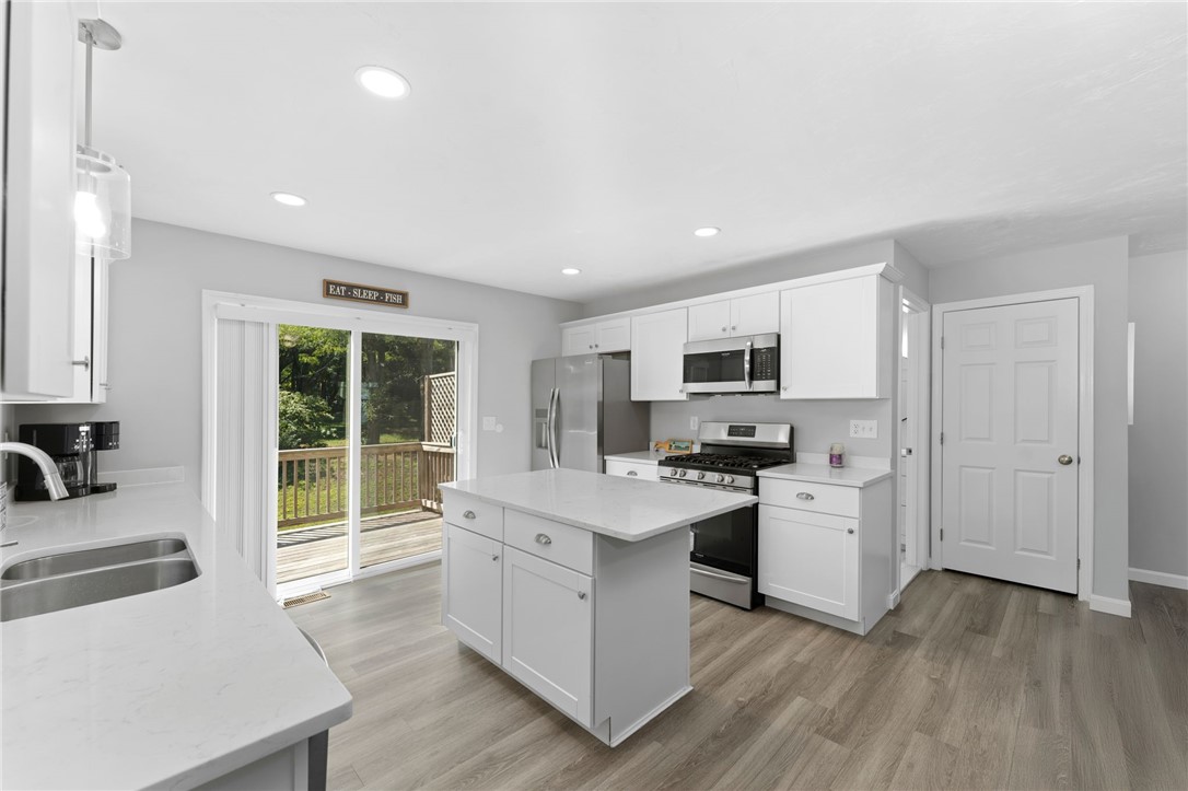 48 Stone Bridge Drive South Kingstown, RI 02879 - Photo 32 of 39