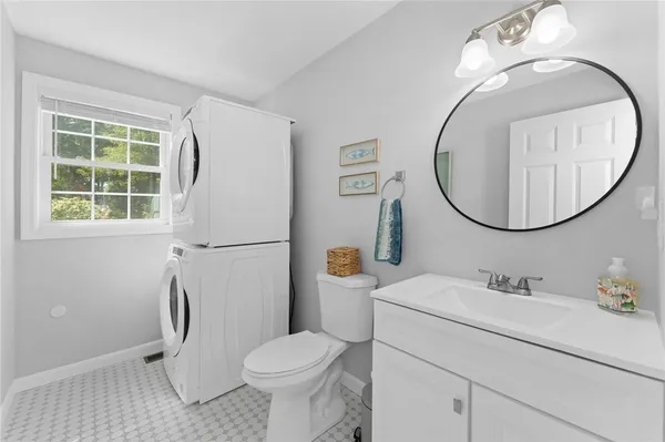 $499,000 | 48 Stone Bridge Drive, Wakefield, RI 02879