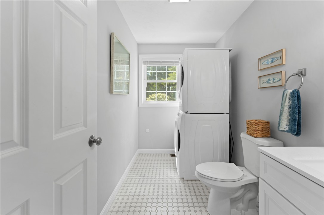 48 Stone Bridge Drive South Kingstown, RI 02879 - Photo 6 of 39