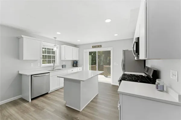 $499,000 | 48 Stone Bridge Drive, Wakefield, RI 02879