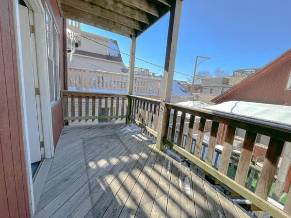 $2,700 | 2442 North Ashland Avenue, Unit 2, Chicago, IL 60614