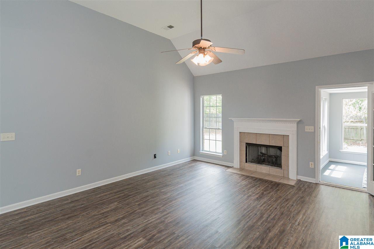 251 Victoria Station Alabaster, AL 35114 - Photo 7 of 41