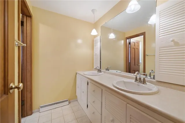 $499,900 | 1840 Tilton Drive, Upper St. Clair, PA 15241