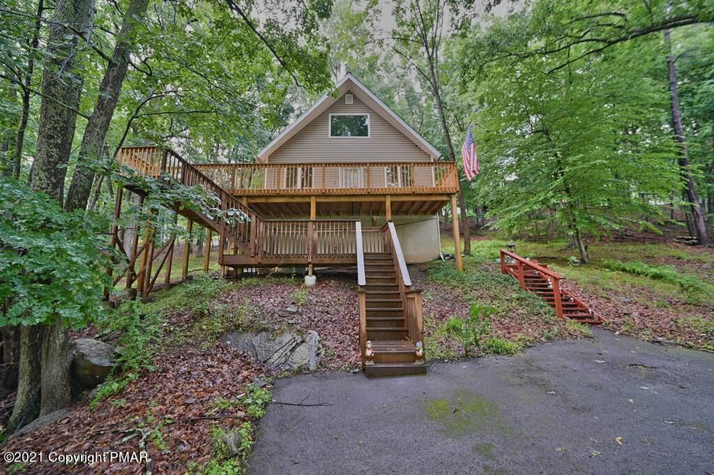 152 Canterbury Road Bushkill, PA 18324 - Photo 53 of 57 a front view of a house with a yard