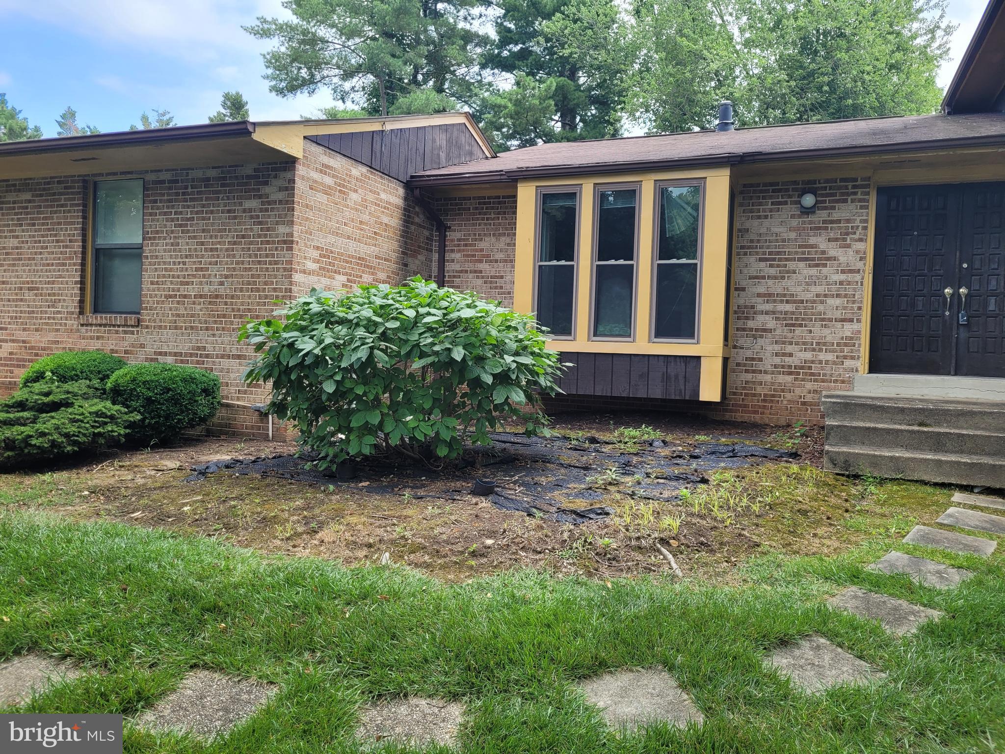 1423 Albert Drive Bowie, MD 20721 - Photo 2 of 47