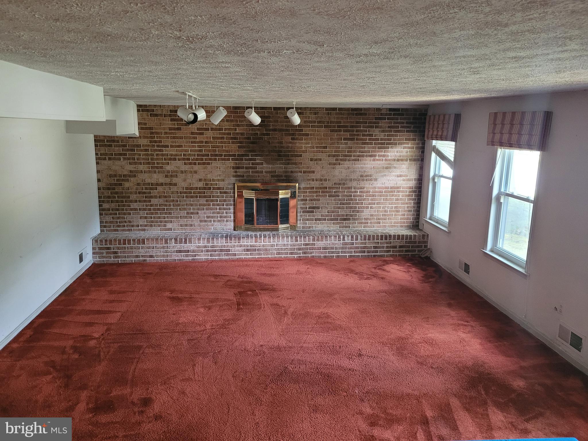 1423 Albert Drive Bowie, MD 20721 - Photo 23 of 47 Family Room w/Wood Burning Fireplace