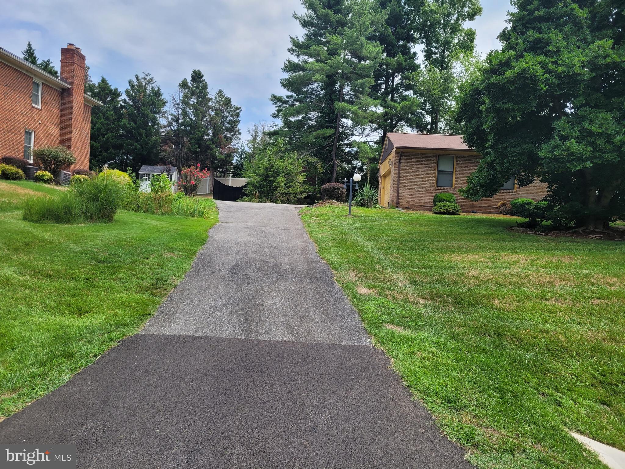 1423 Albert Drive Bowie, MD 20721 - Photo 3 of 47