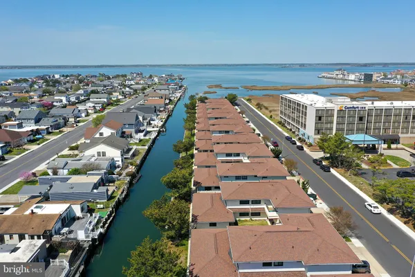 $389,900 | 117 112th Street, Unit 117C, Ocean City, MD 21842