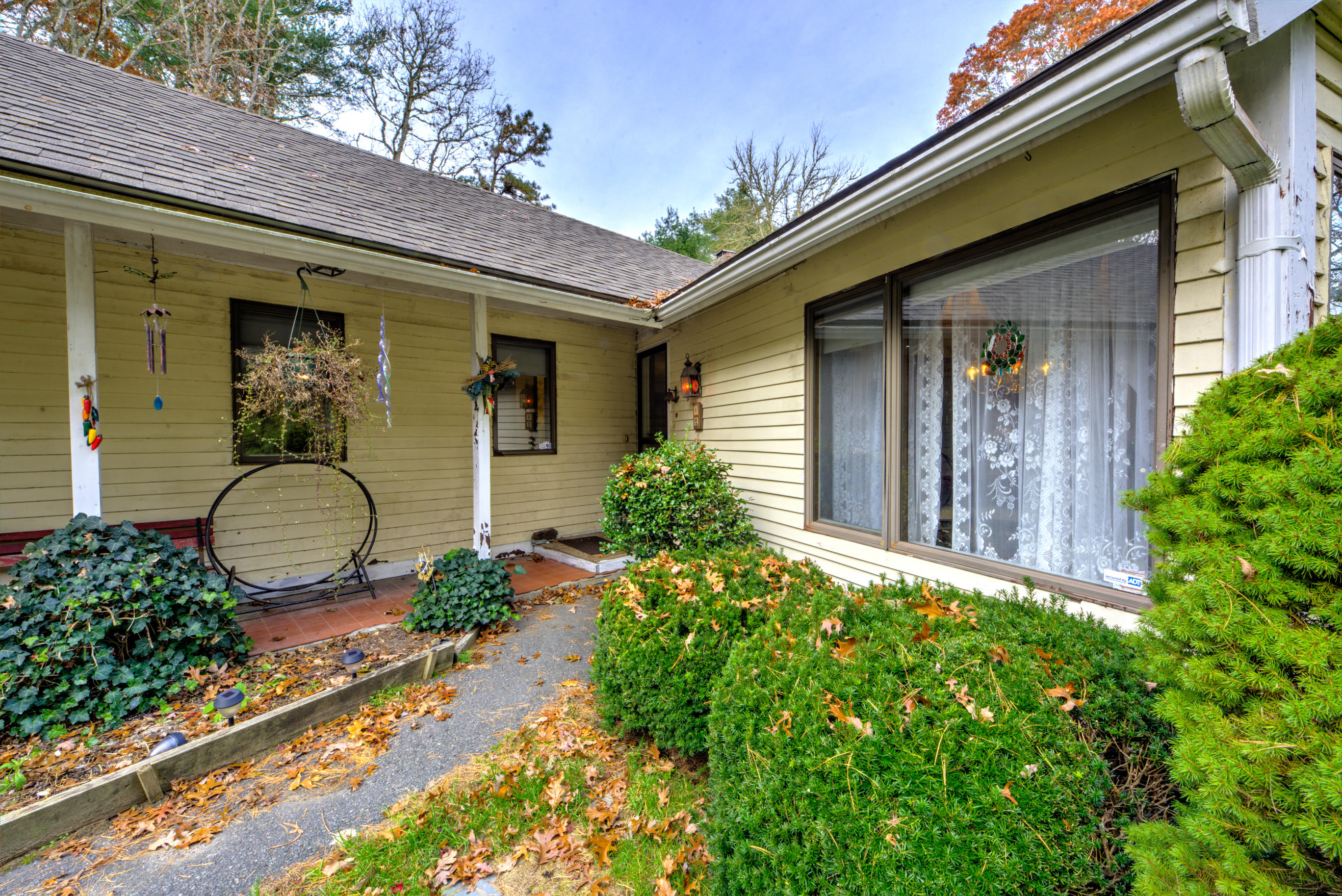 42 Pinkham Road Sandwich, MA 02537 - Photo 3 of 23 FRONT ENTRANCE