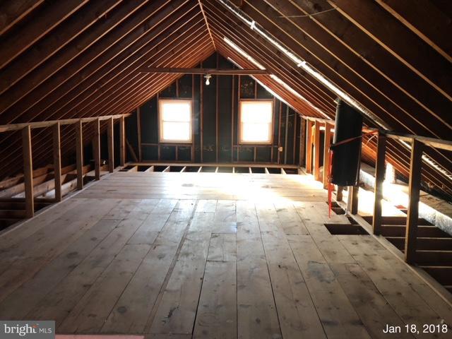 1401 Brehm Road Westminster, MD 21157 - Photo 15 of 18 Interior (General) Upper Level Attic