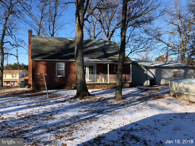 1401 Brehm Road Westminster, MD 21157 - Photo 3 of 18 Exterior (Rear)