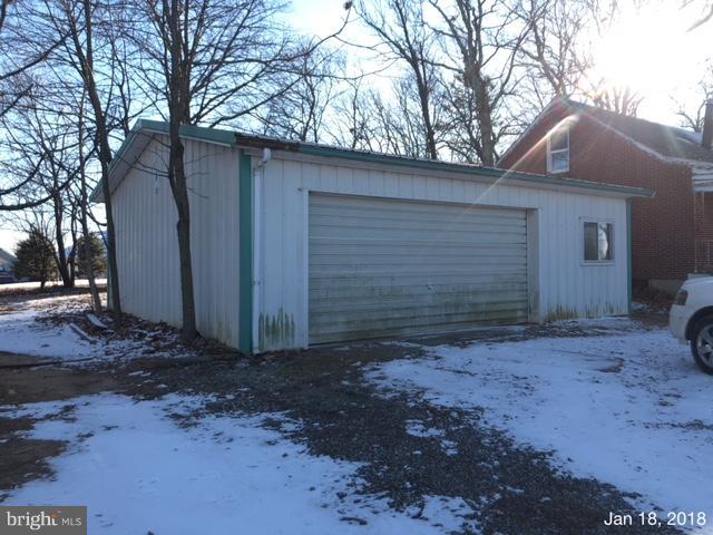 1401 Brehm Road Westminster, MD 21157 - Photo 4 of 18 Exterior (General)
