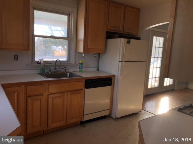 1401 Brehm Road Westminster, MD 21157 - Photo 8 of 18 Kitchen