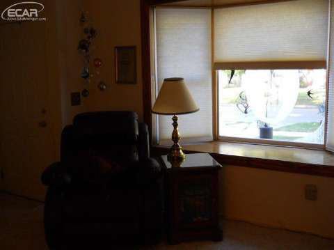 5920 Western Road Flint, MI 48506 - Photo 8 of 20 20421871-7.JPG