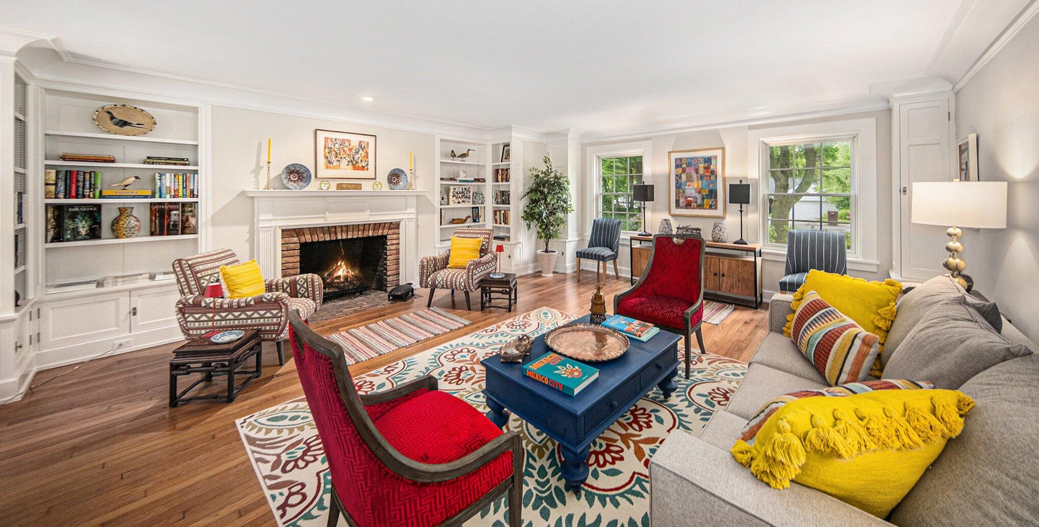 809 Berkshire Road Ann Arbor, MI 48104 - Photo 3 of 65 809 Berkshire - Living Room
